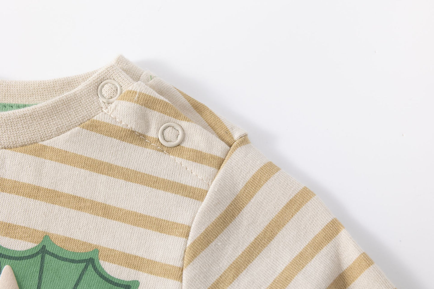 👶👕 Camiseta de rayas camel bebé niño | Bolsillo dino verde 🌿 | 6-24M -BBI65005