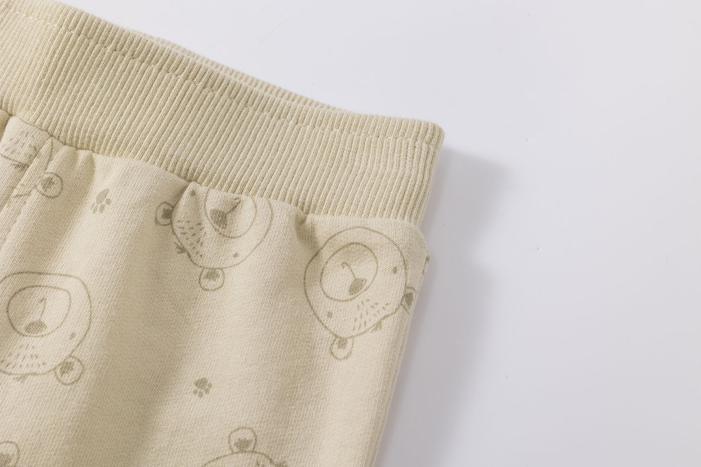 Pantalón Deportivo Bebé Niño Camel con Estampado Ositos (6-24M) 🐻👶