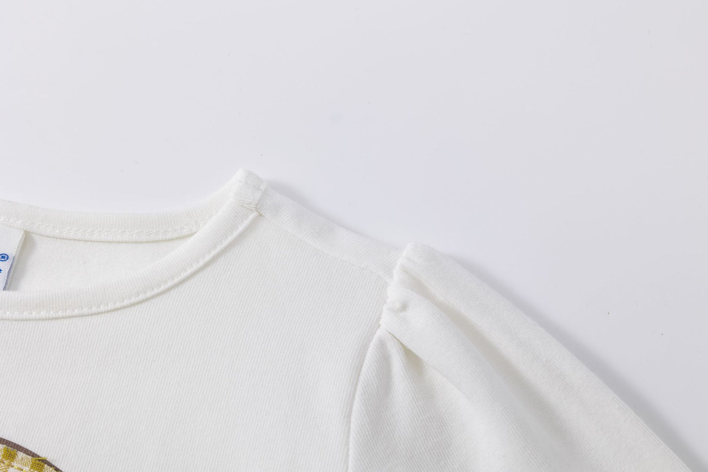Camiseta Manga Larga Niña – Puños Elásticos y Parche de Cuadros (2-6 años) 🍄✨