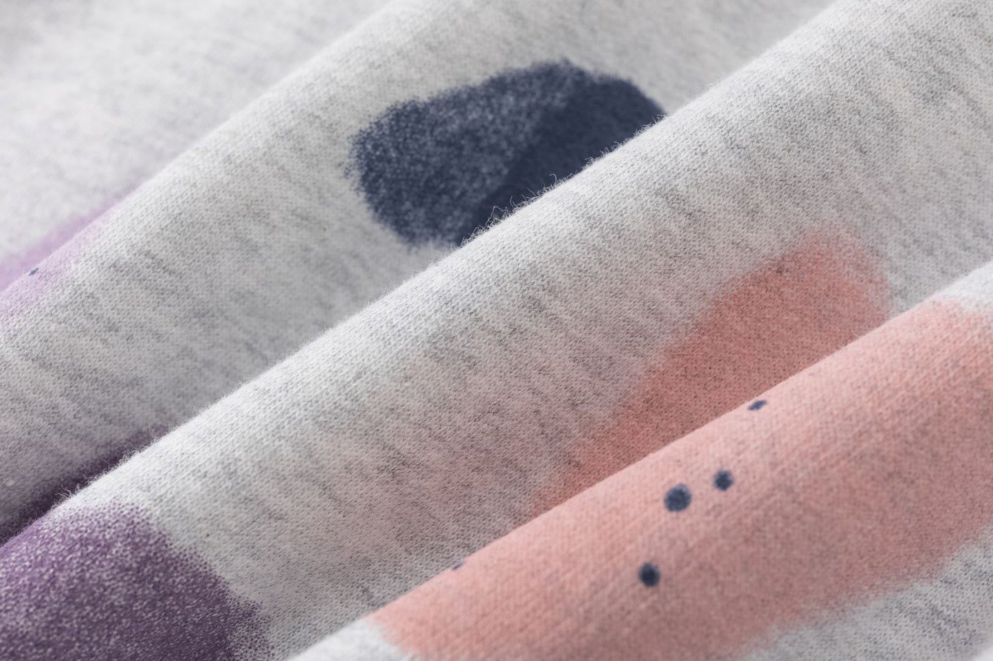 Sudadera niña gris afelpada con estampado de corazones | 2-6 años