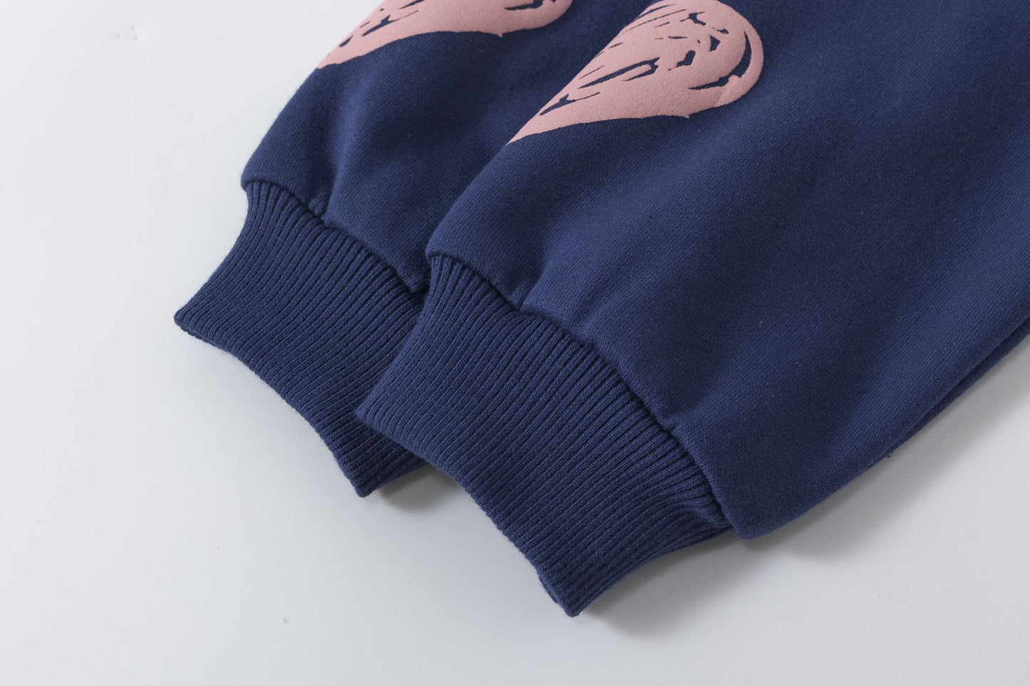 Sudadera niña marino con corazones en relieve | 2-6 años