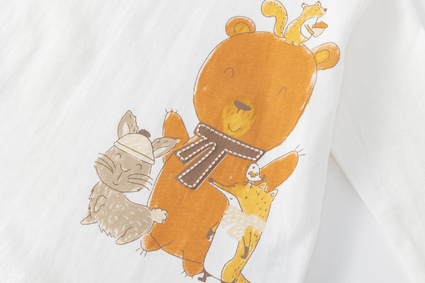 Camiseta Bebé Niño Manga Larga Blanca con Ositos 🤍 | 6-24M BBI65026