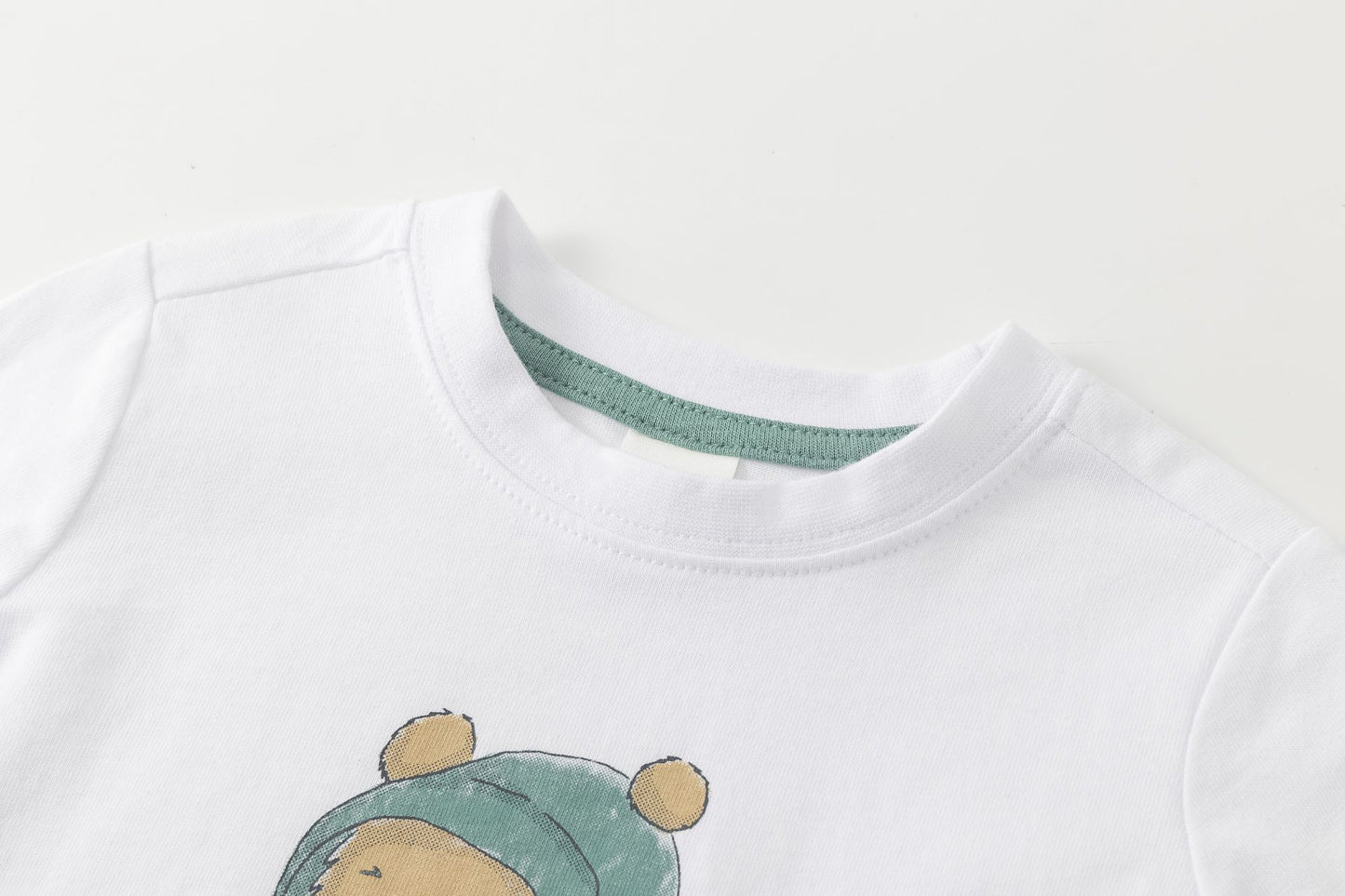 Camiseta niño manga larga blanca con gráfico de ositos | 2-6 años