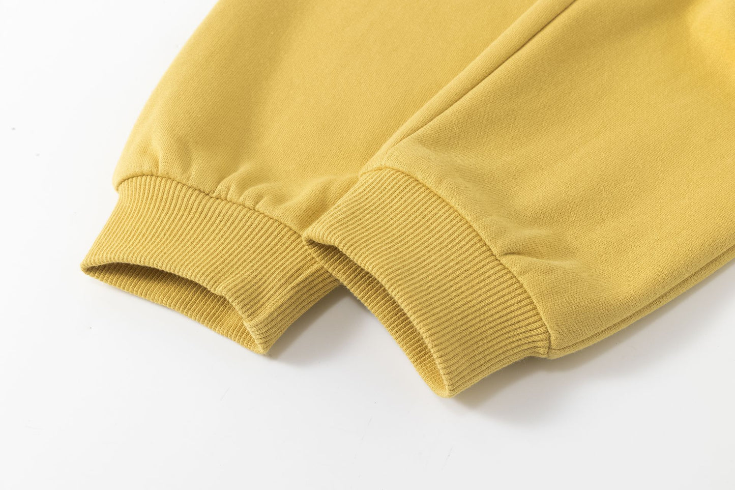Conjunto bebé niño sudadera y pantalón felpa mostaza | Comodidad y estilo 2-6 años