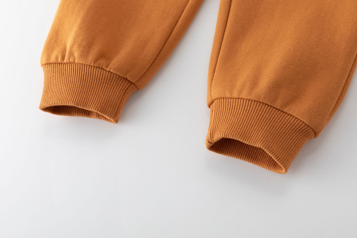 Pantalón niño felpa perchada naranja con bolsillos | 2-6 años