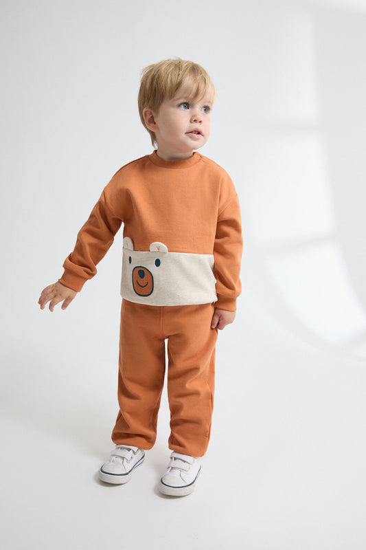 Conjunto Bebé Niño – Sudadera Felpa con Osito y Pantalón Largo Afelpado (6-24M) 🧡🐻