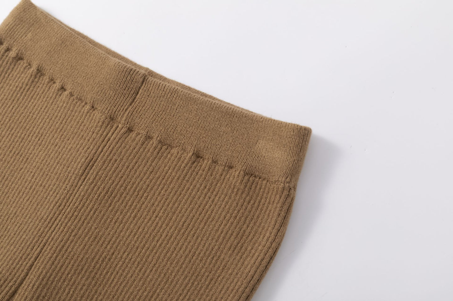 Legging Punto Rib Niña – Cintura Elástica (2-6 años) 🤎
