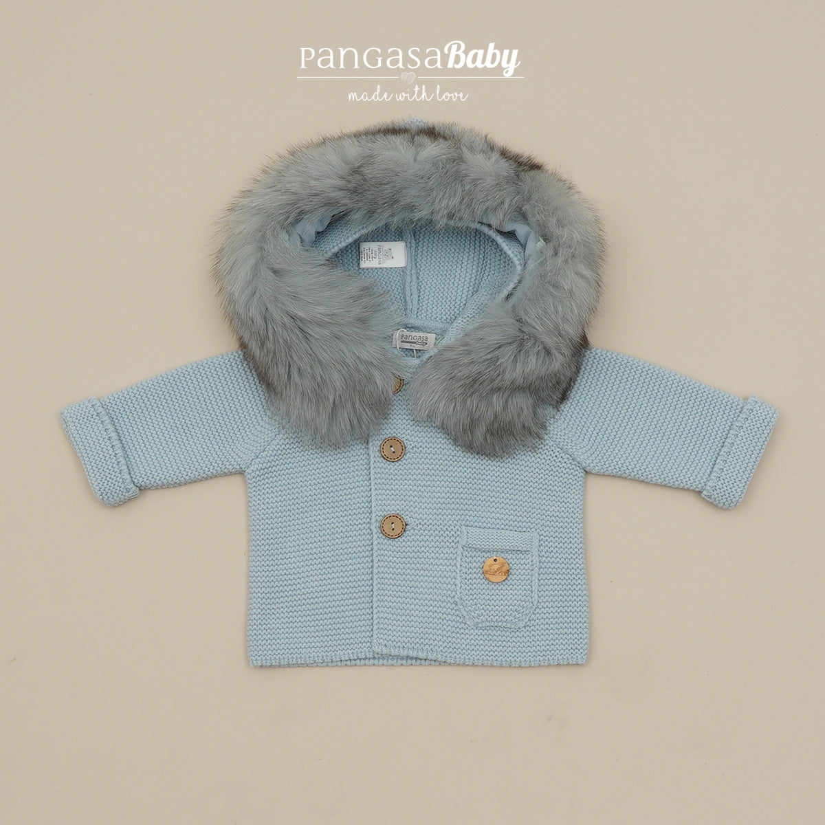 Trenka Luxury Pelo Celeste Empolvado Pangasa Baby 💙 Suavidad, abrigo y estilo para tu bebé