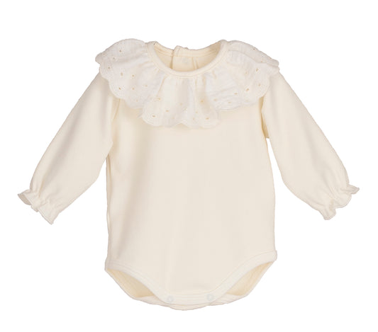 Body bebé Tula 🤍 cuello volante con puntilla grande | Color crudo | 95% algodón | Tallas 1-24M