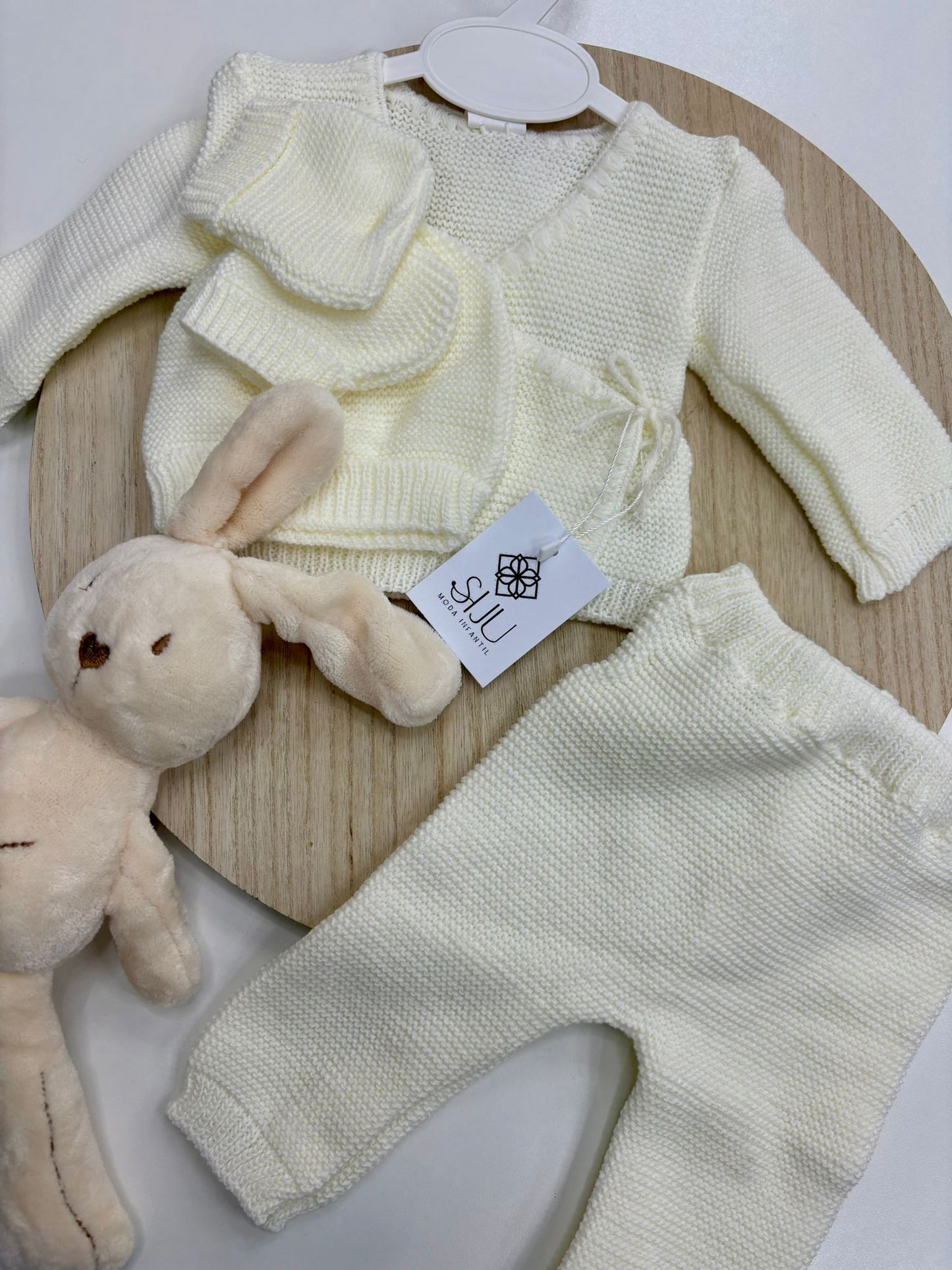 Conjunto 4 Piezas Bebé Recién Nacido Marfil | Lazo Lateral y Cuello Pico