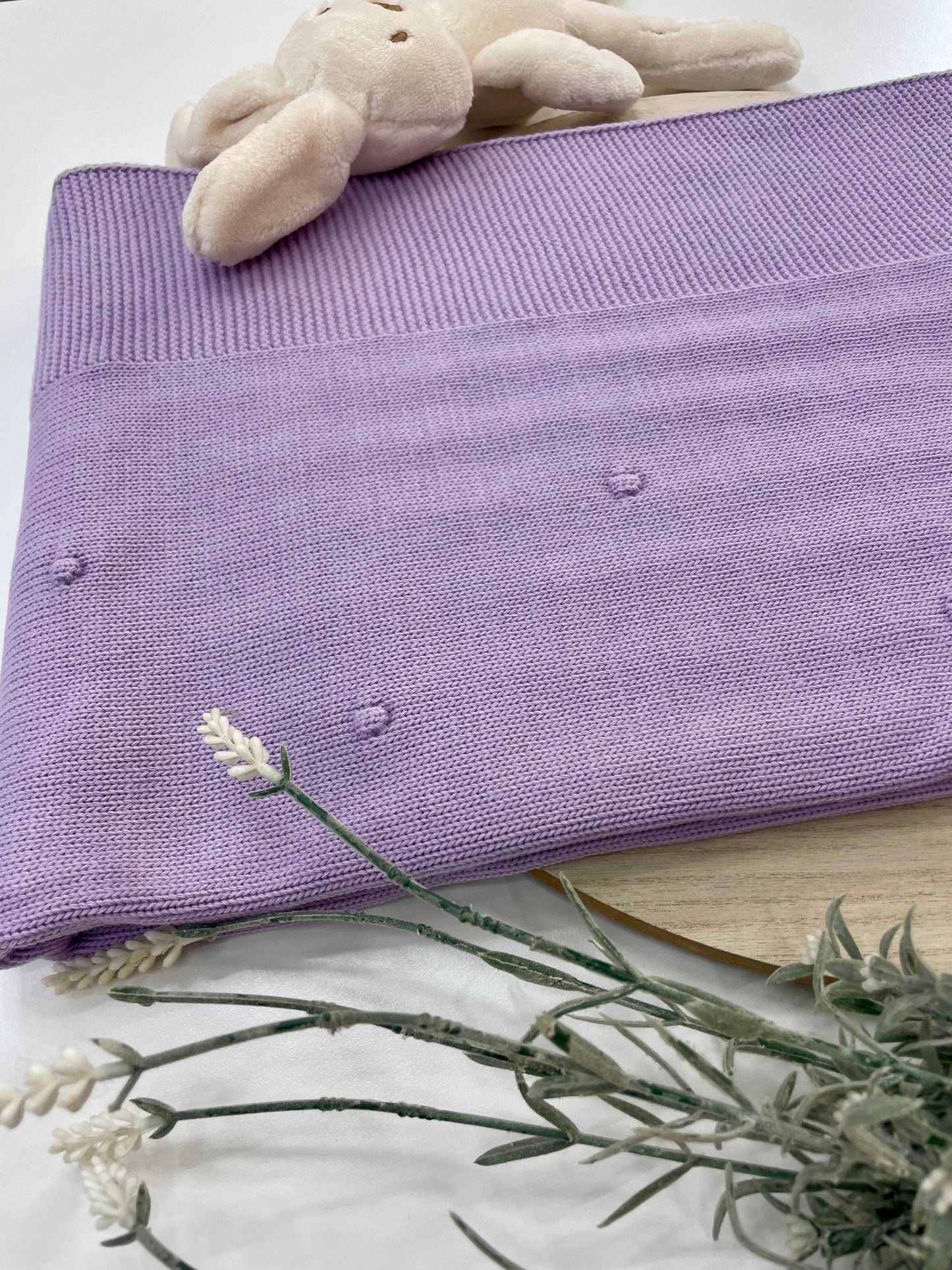 Toquilla de Lana Lila – Primeras Puestas y Salida del Hospital para Bebé 💜👶