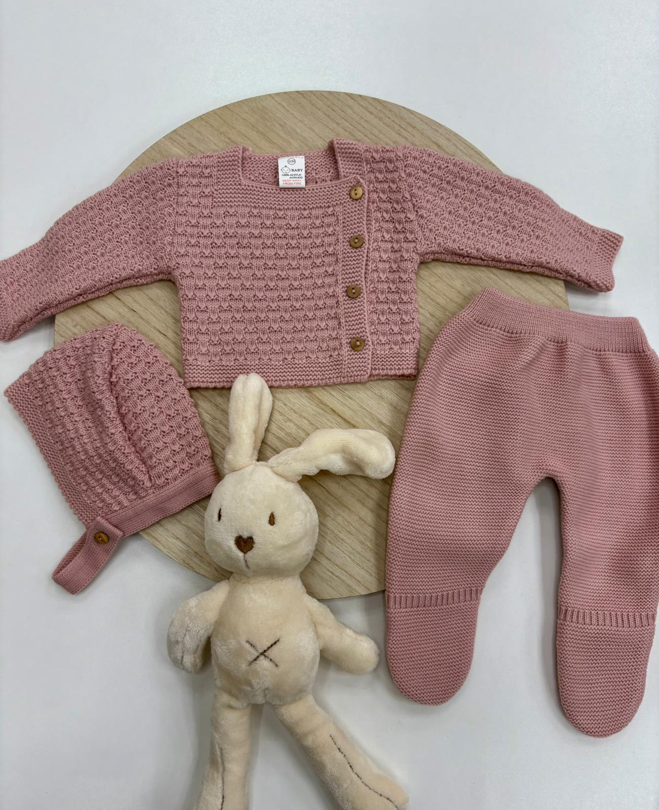 Conjunto primera puesta bebé 3 piezas rosa empolvado con polaina, chaqueta y capota – 0 a 6 meses