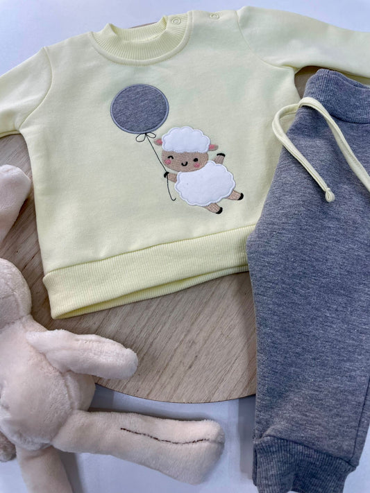 Chándal bebé en tonos amarillosy grises con ovejitas 🐑 cálido y suave | 6-48M