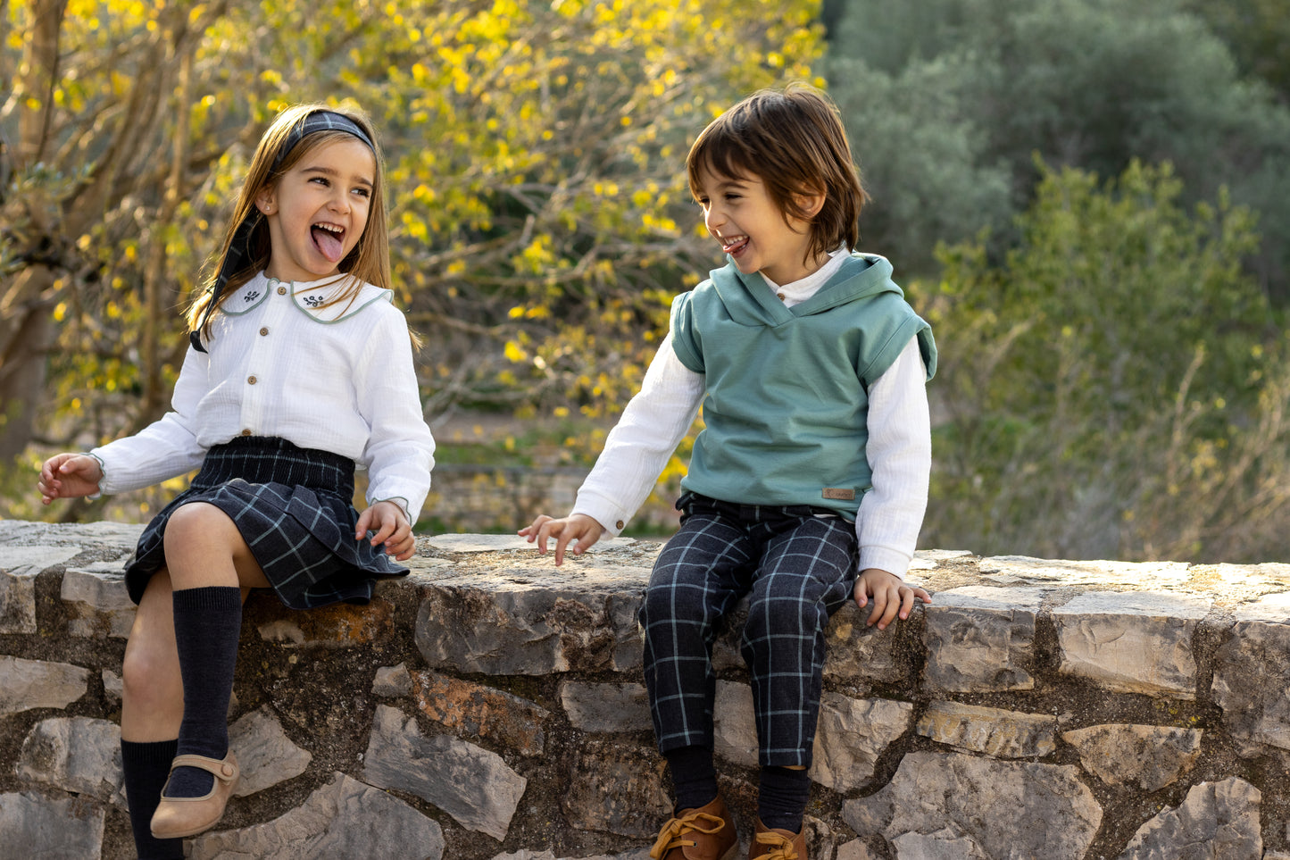 Conjunto 3 Piezas Zonda Calamaro niño | Camisa, chaleco con capucha y pantalón | 100% algodón