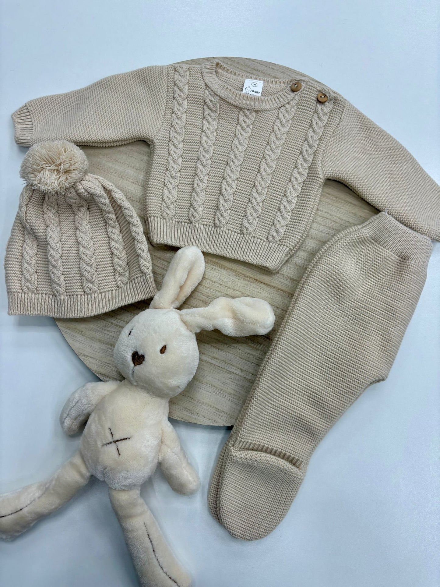 Conjunto primera puesta bebé jersey, gorro y polaina crudo