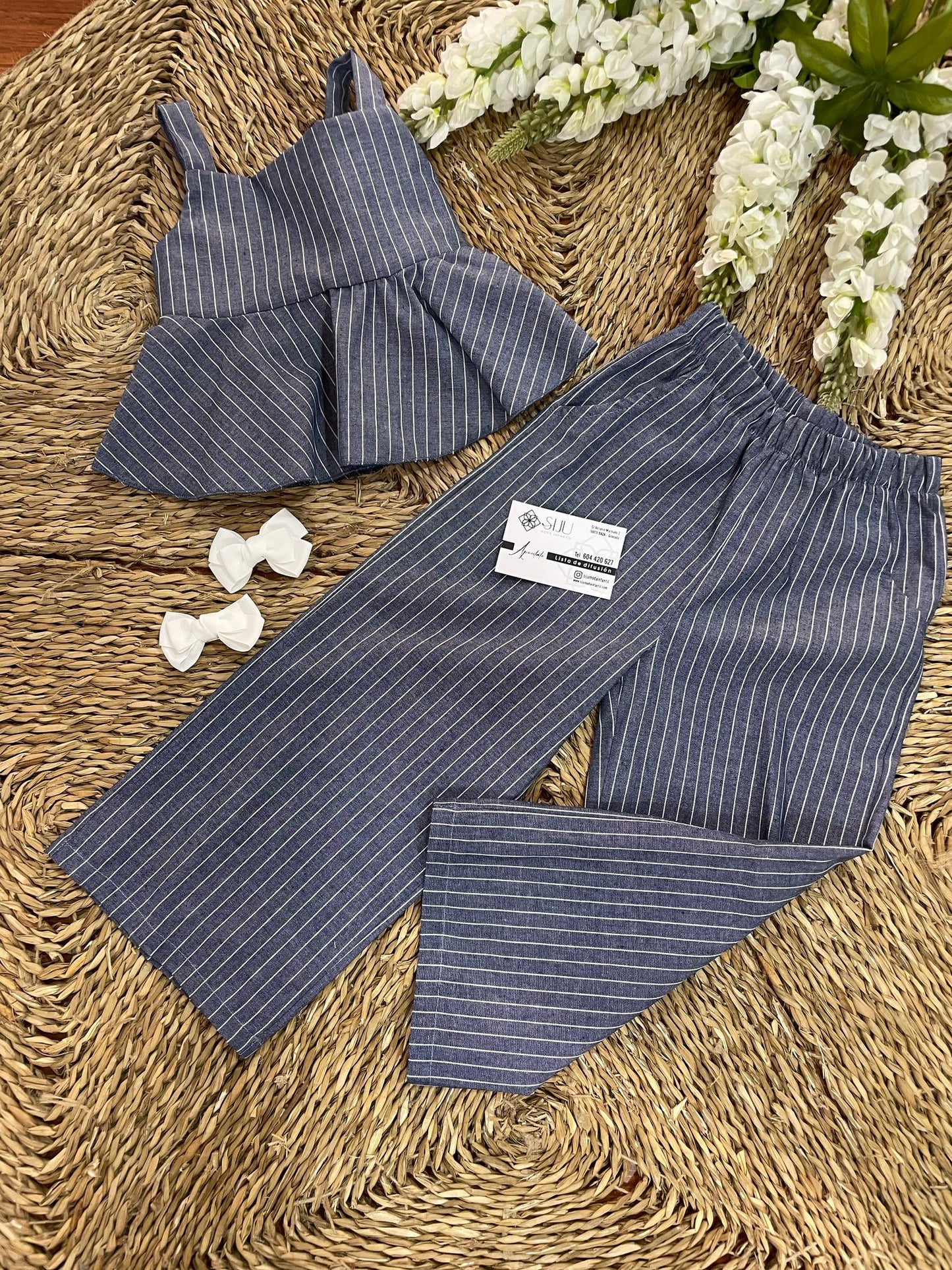 Conjunto niña camisa tirantas y pantalón largo a rayas diplomáticas gris 4/14 años