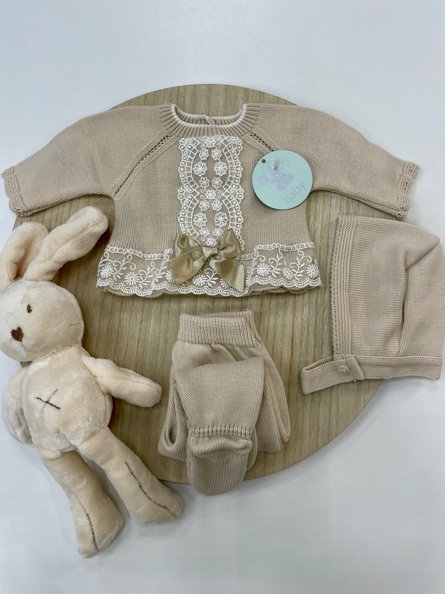 Conjunto Polaina Encanto Arena 3 Piezas Recién Nacido 0-6 Meses | Primera Puesta Bebé