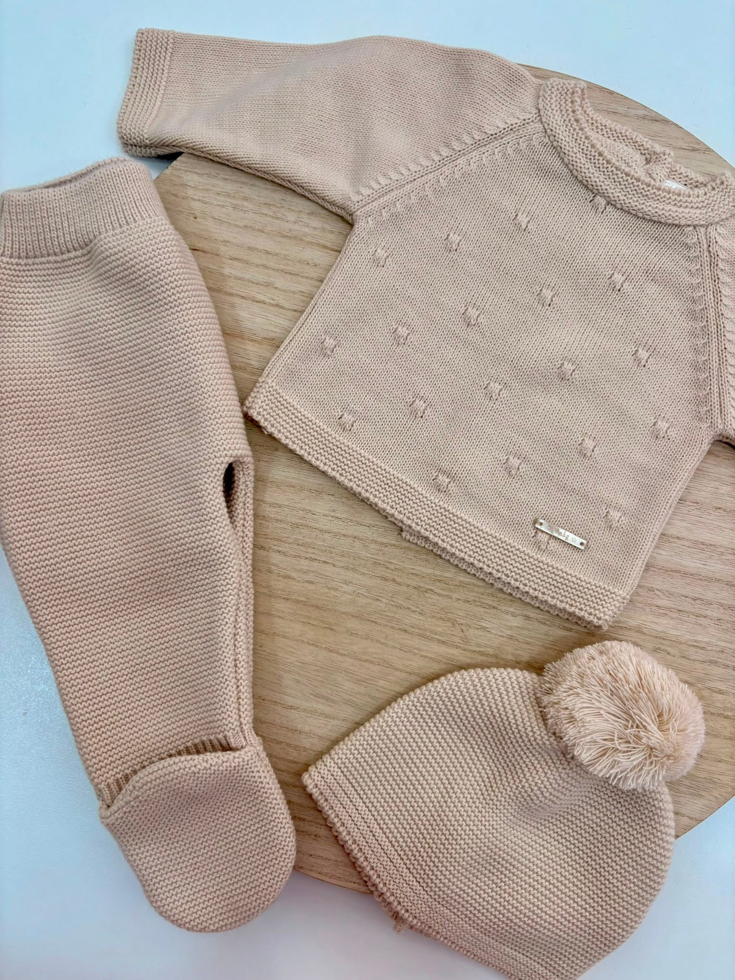 Conjunto de Primera Puesta Beige para Bebé con Gorro y Polaina | Siju Moda Infantil