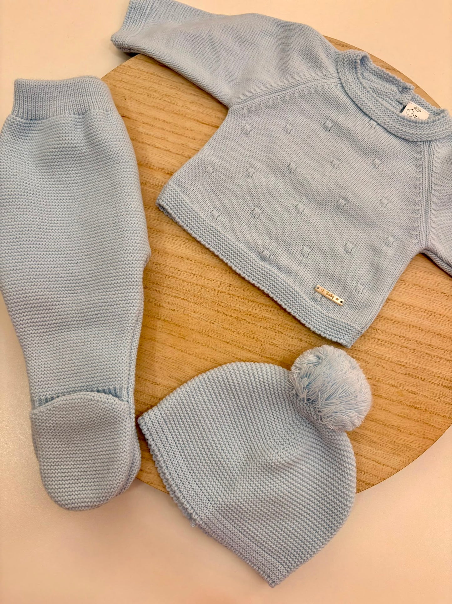Conjunto de Primera Puesta Celeste para Bebé con Gorro y Polaina | Siju Moda Infantil