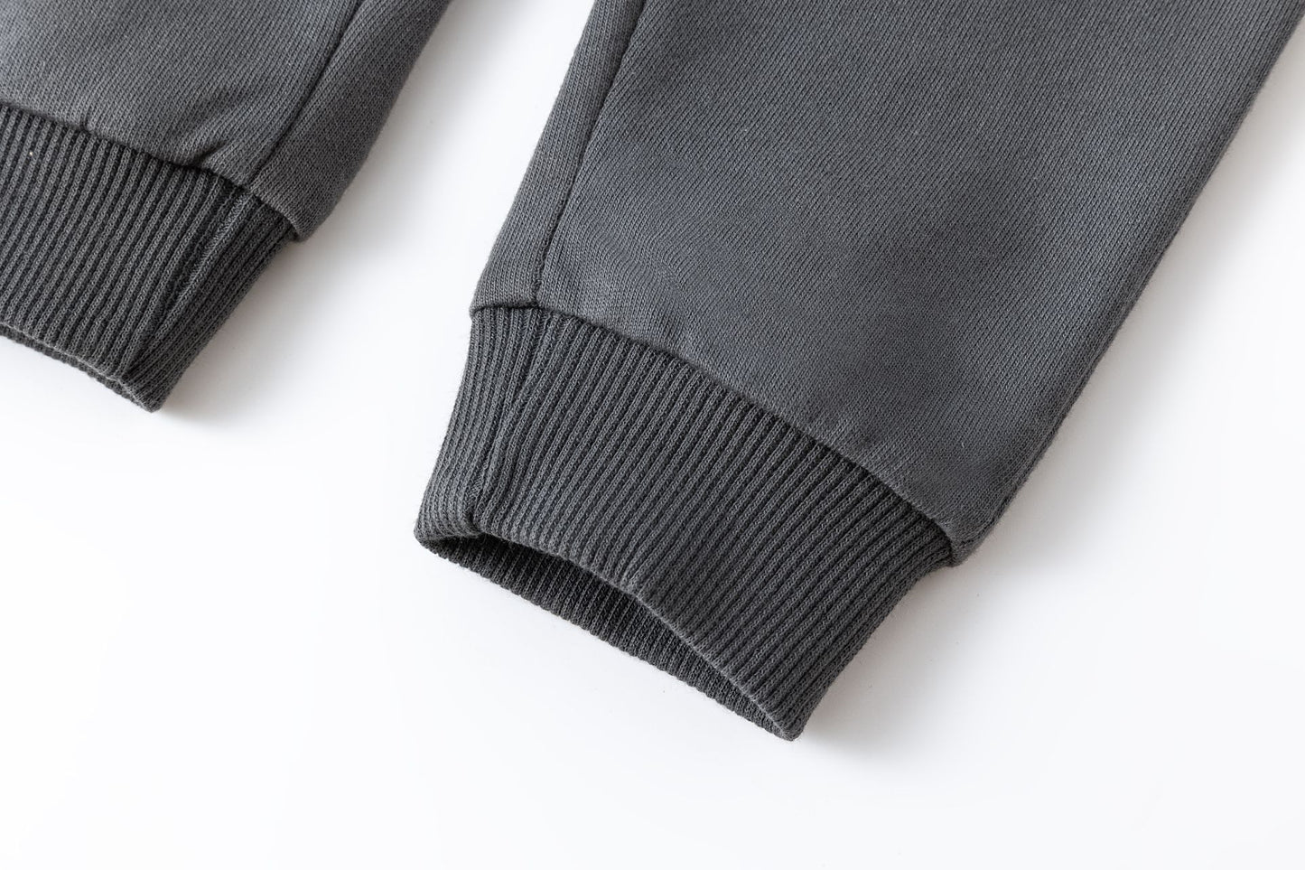 👶👖 Pantalón deportivo básico bebé niño | Gris oscuro | 6-30M- BBV64070