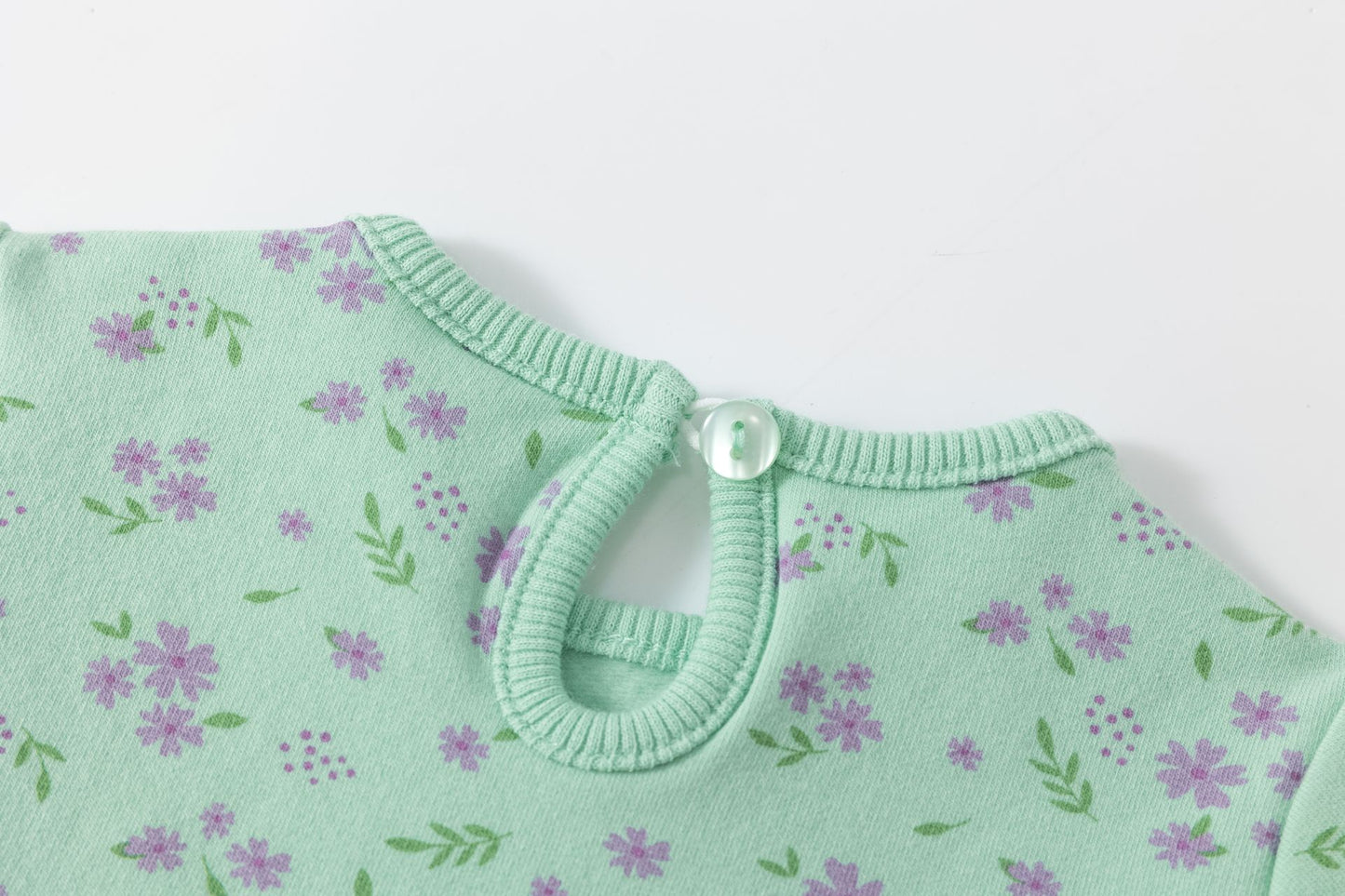 Vestido felpado bebé niña verde manga larga con frunce 🌿👶 - BGI65506