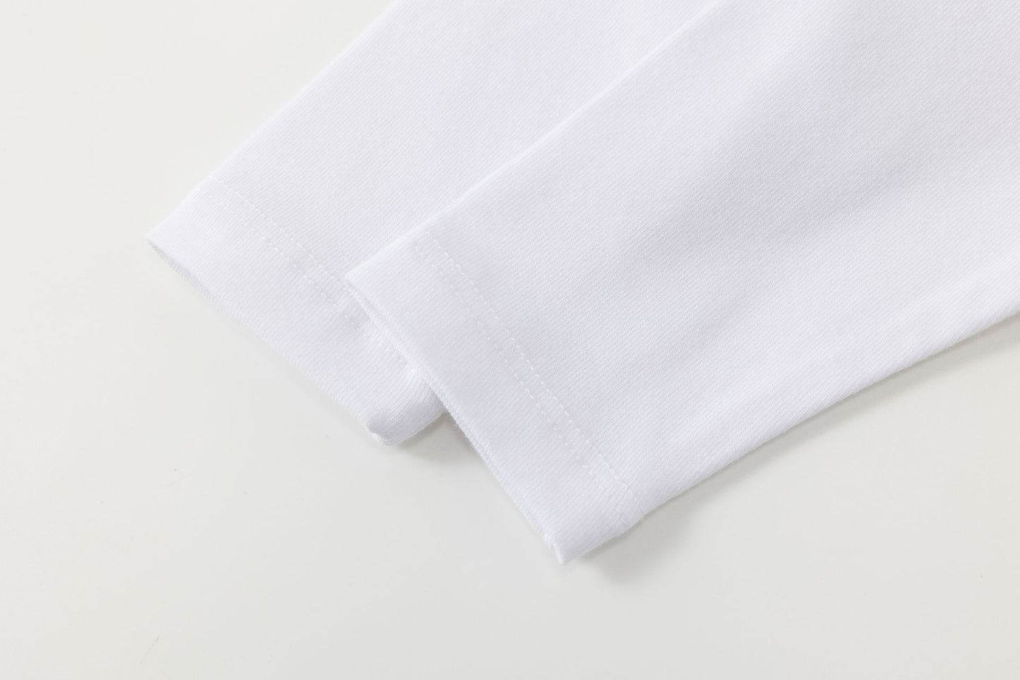 Camiseta bebé niña blanca manga larga con frunce y glitter ✨🌸 - BGI65514