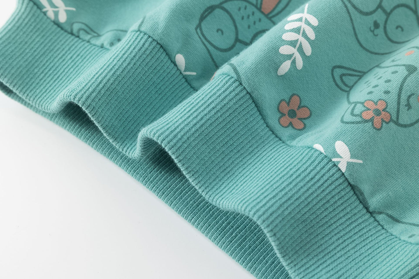 Sudadera afelpada verde con estampado de conejitos niña 2-6 años 🐰✨