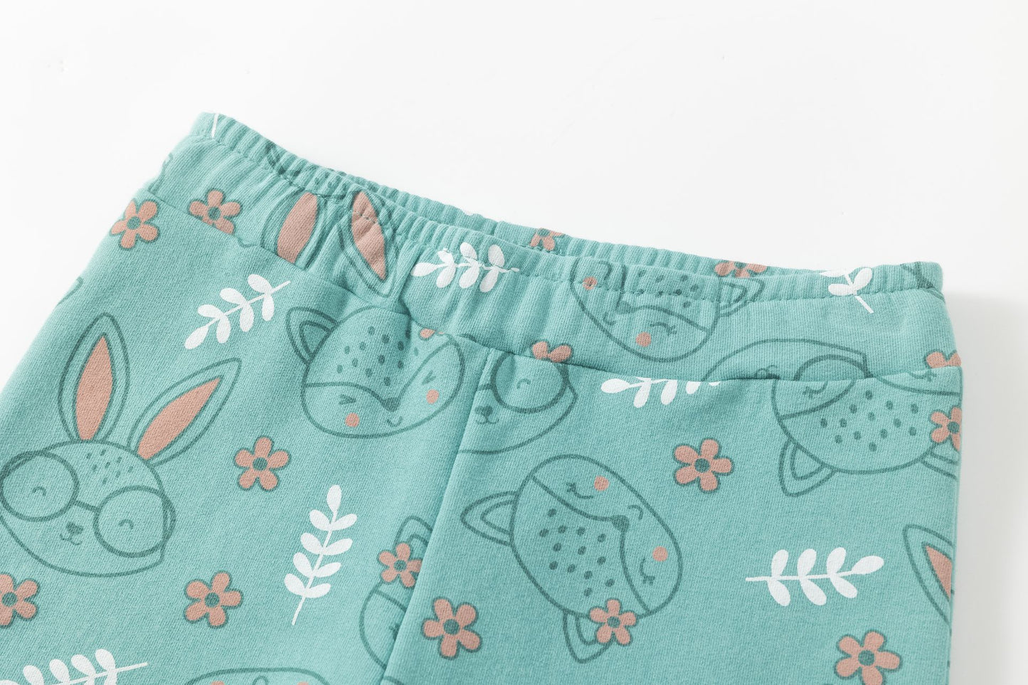 Jegging afelpado verde con estampado de conejitos niña 2-6 años 🐰💚
