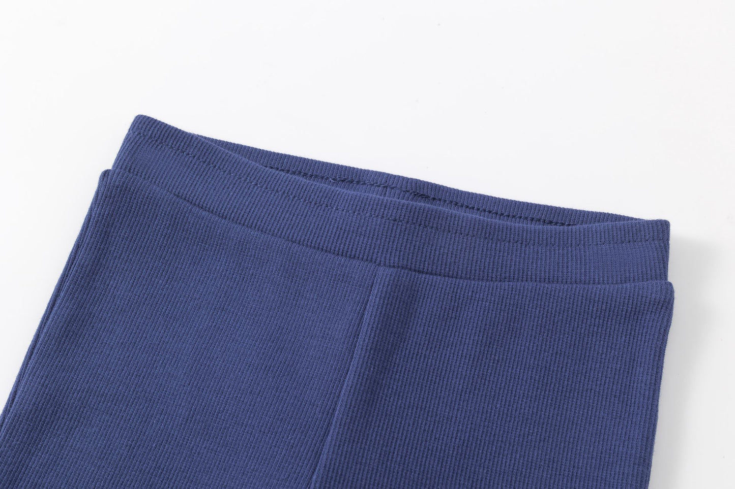 Pantalón flare niña canalé marino con cintura elástica | 2-6 años