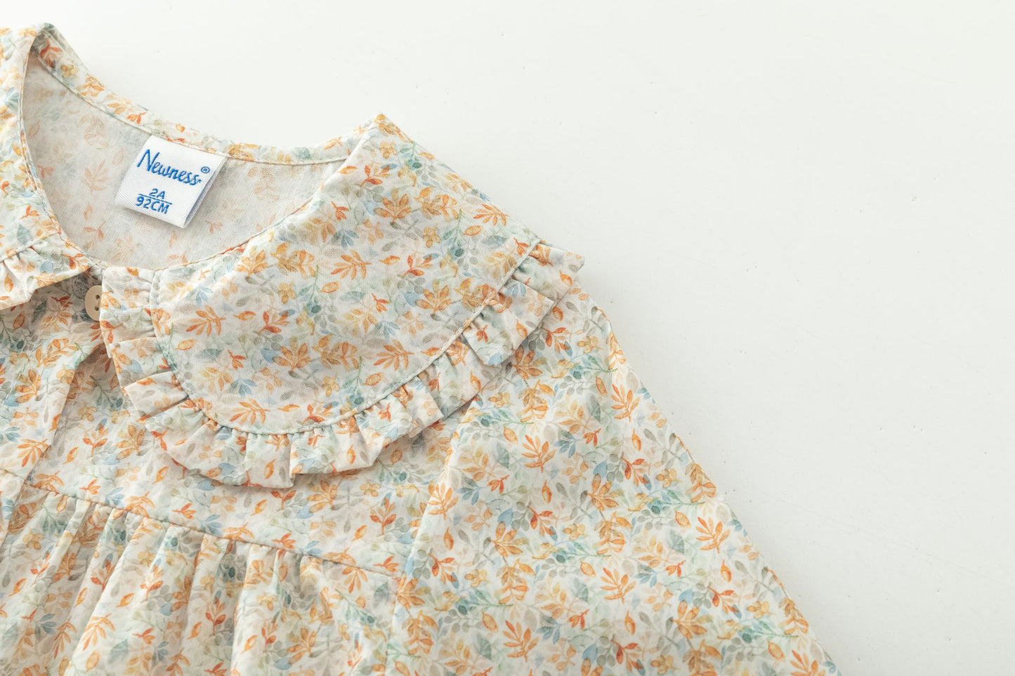 Blusa Manga Larga Niña – Cuello Peter Pan y Botones Delanteros (2-6 años) 🌸