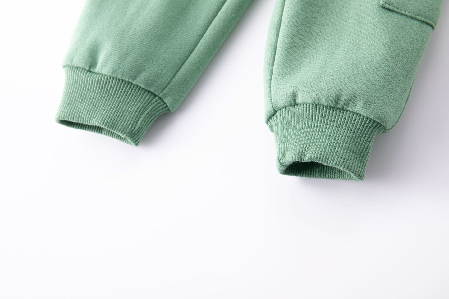 👶👖 Pantalón deportivo afelpado bebé niño | Verde claro 6-24M -BBI65009