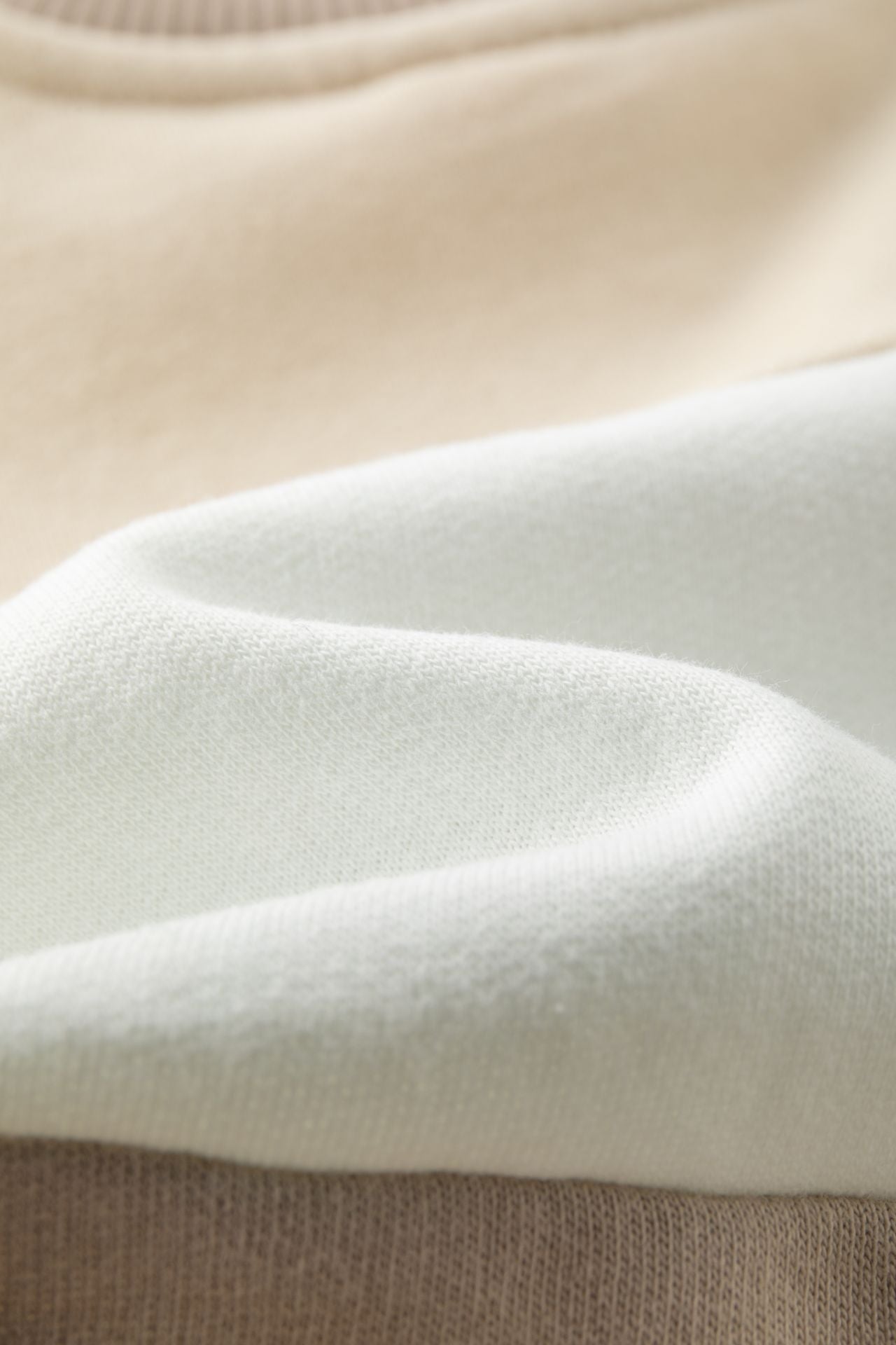 Sudadera Bebé Niño Perchada con Osito Camel a Rayas 🐻 | 6-24M BBI65020