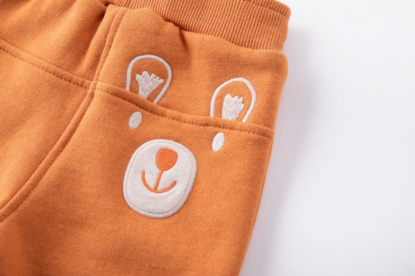 Conjunto Bebé Niño – Sudadera Felpa con Osito y Pantalón Largo Afelpado (6-24M) 🧡🐻