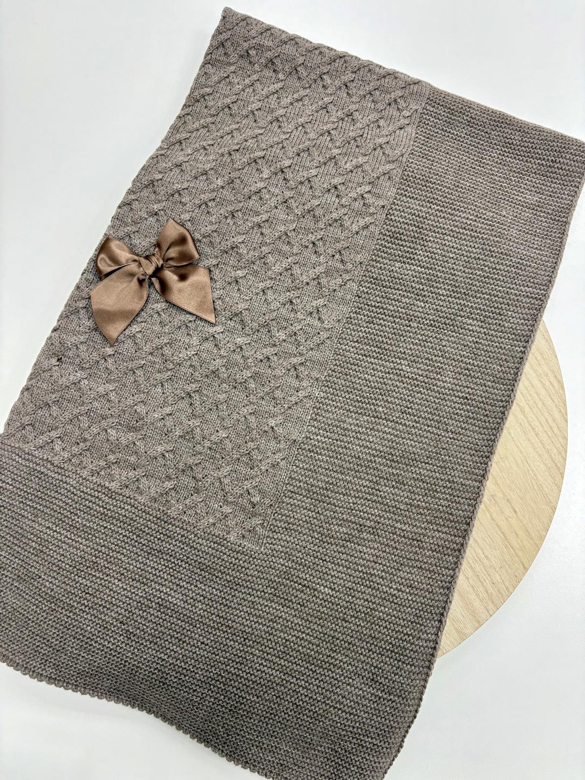 Toquilla Bebé Topo con Lazo – Suave y Toquillas Bebé con Lazo – Colores Topo, Crudo, Gris, Rosa Palo, Rosa Bebé y Lila