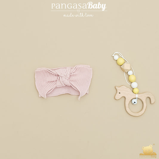 Diadema Bebé Rosa empolvado de Punto con Lazo Pangasa 100% Algodón – Colección Verano