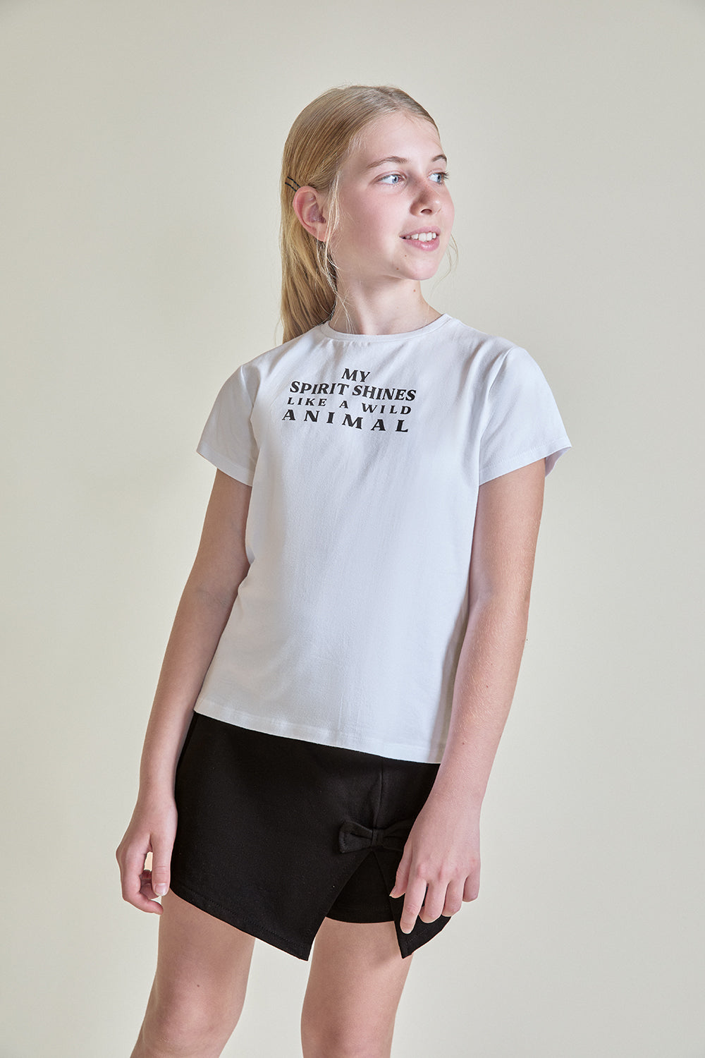 Conjunto Niña Camiseta Blanca y Falda Negra 2 a 16 Años – Colección Verano