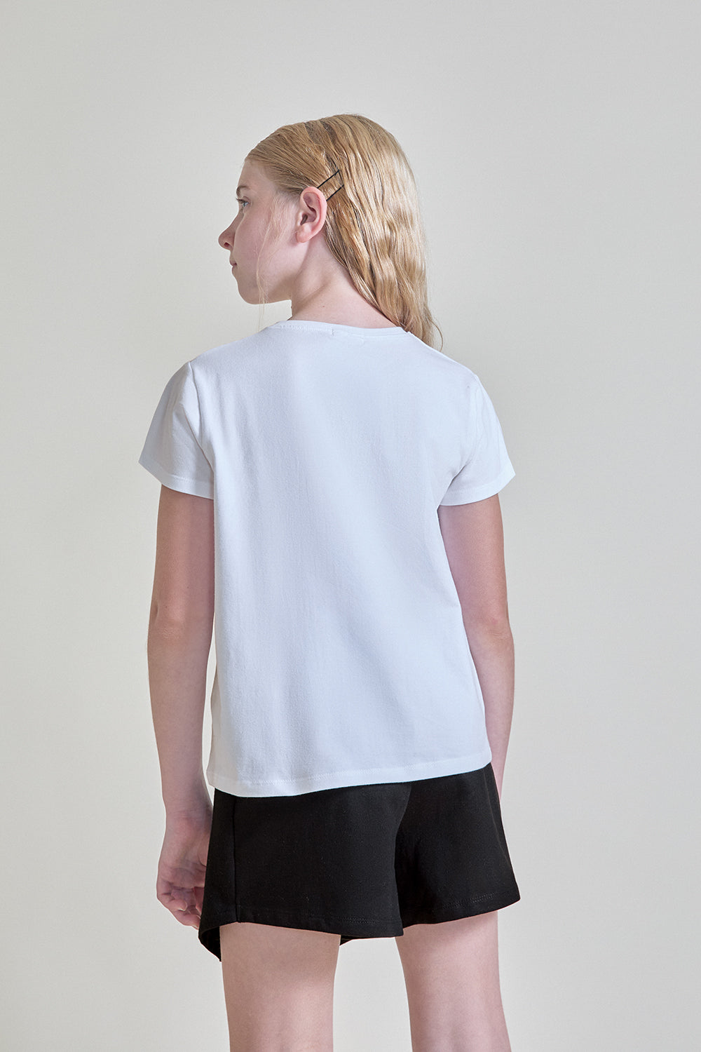 Conjunto Niña Camiseta Blanca y Falda Negra 2 a 16 Años – Colección Verano