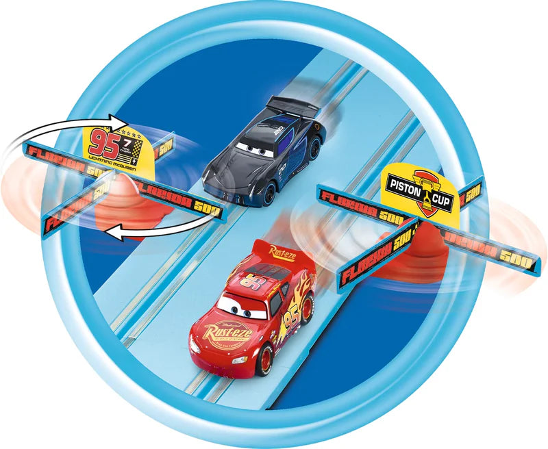 Circuito Cars Disney-Pixar – Duelo Rayo McQueen vs Jackson Storm