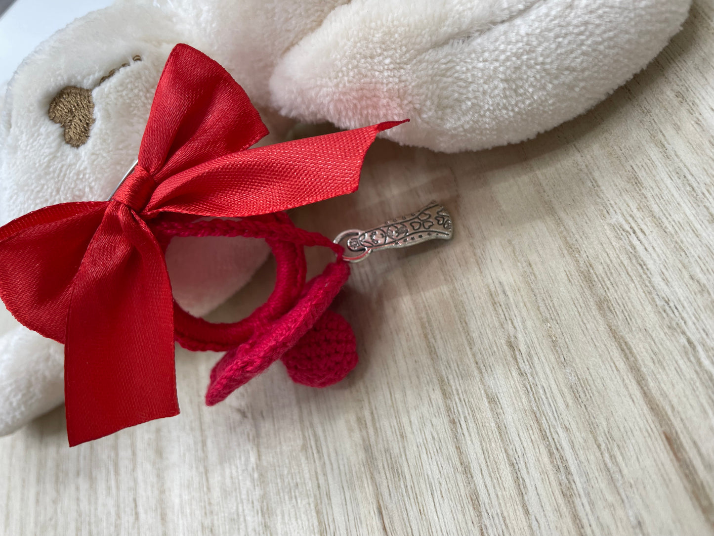 Chupetero de Ganchillo Buena Suerte | Hecho a Mano para Bebé