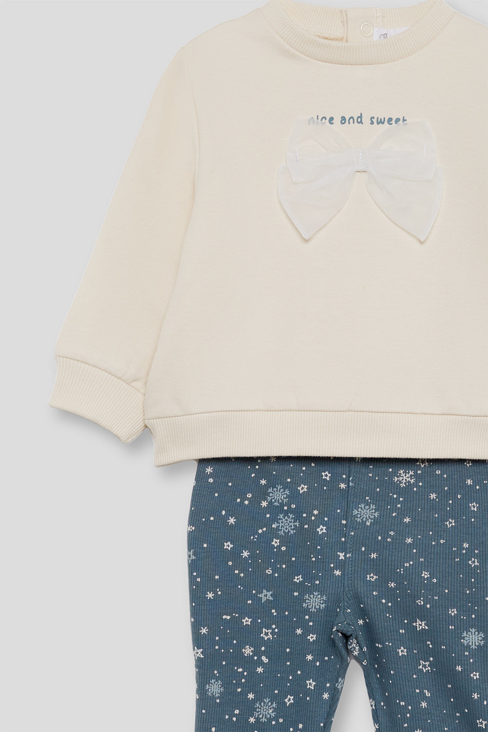 Conjunto Bebé Niña Sudadera Cruda y Pantalón Campana Estampado | 363026