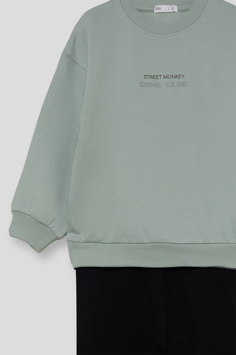 Conjunto Niño Sudadera Verde Claro y Pantalón Negro Street Monkey | Siju Moda Infantil
