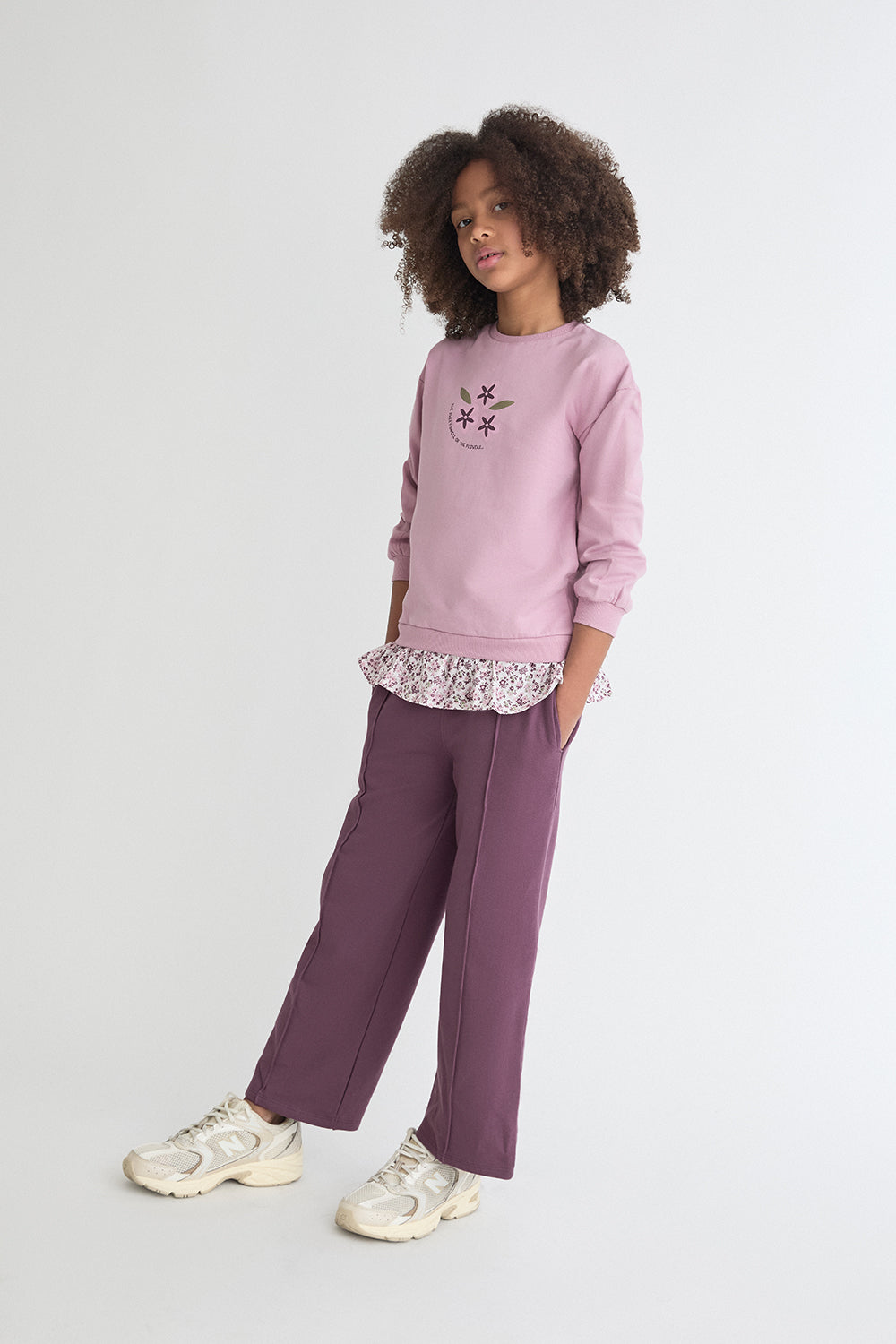 Conjunto Niña Sudadera Rosa con Volante Floral y Pantalón Lila 2-16 Años 366008 | Siju Moda Infantil