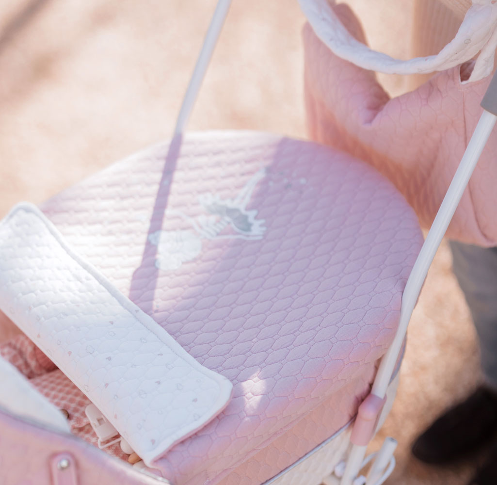 Coche Capota Universe con bolso – Carrito para muñecas hasta 56 cm 🧸✨