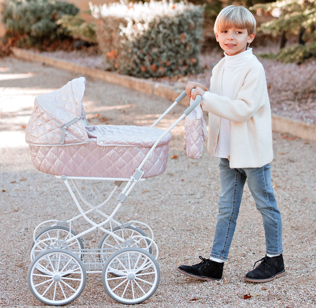 Coche capota Fantasy con bolso – Carrito plegable para muñecas hasta 56 cm 🍼✨
