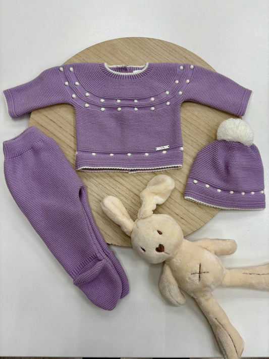 Conjunto primera puesta bebé 3 piezas lila con topitos y pompón marfil – 0 a 6 meses