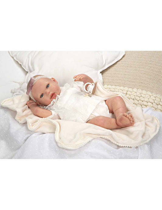 Muñeca Reborn Delia con Manta y Pelo Decorado – 45 cm | Arias 9816