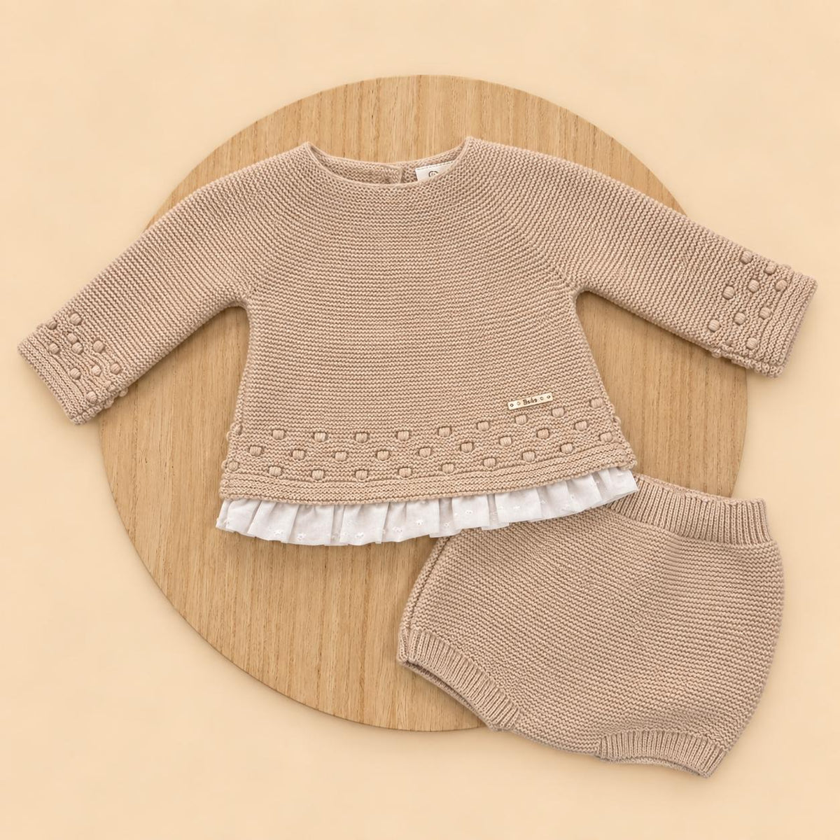 Conjunto de Lana Beige con Jersey de Puntilla y Cubrepañal para Bebé | 1 a 24 Meses