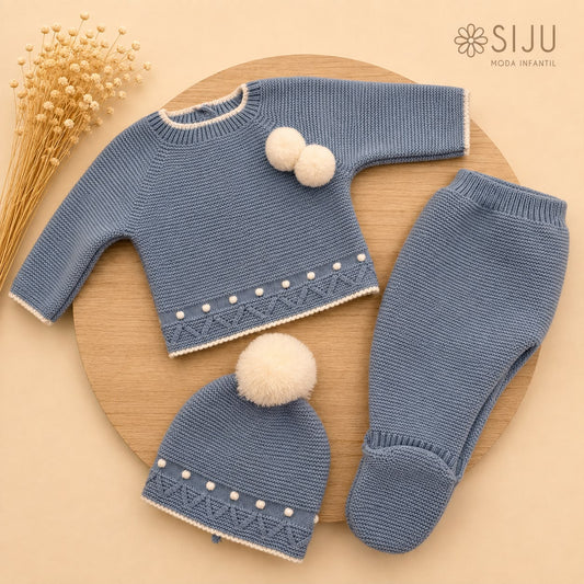 Conjunto de Primera Puesta Azulón para Bebé con Pompones, Polaina y Gorro | Siju Moda Infantil