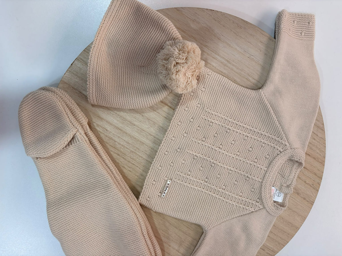 Conjunto de Primera Puesta Beige para Bebé | 00 a 6 Meses