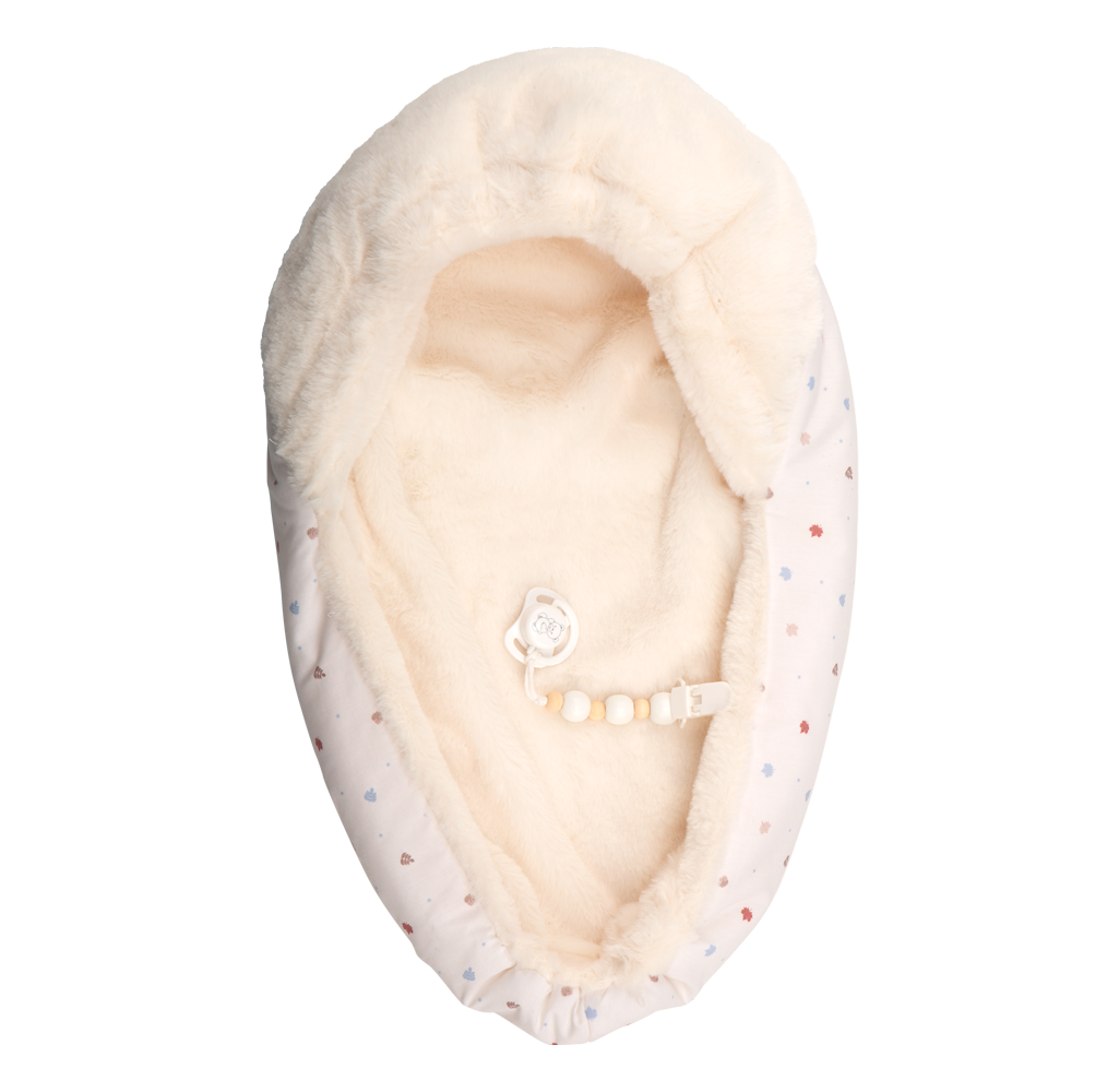 Bebé Reborn Olona Beige con Saco de Dormir – 40 cm (Ref. 98182) 👶🤍